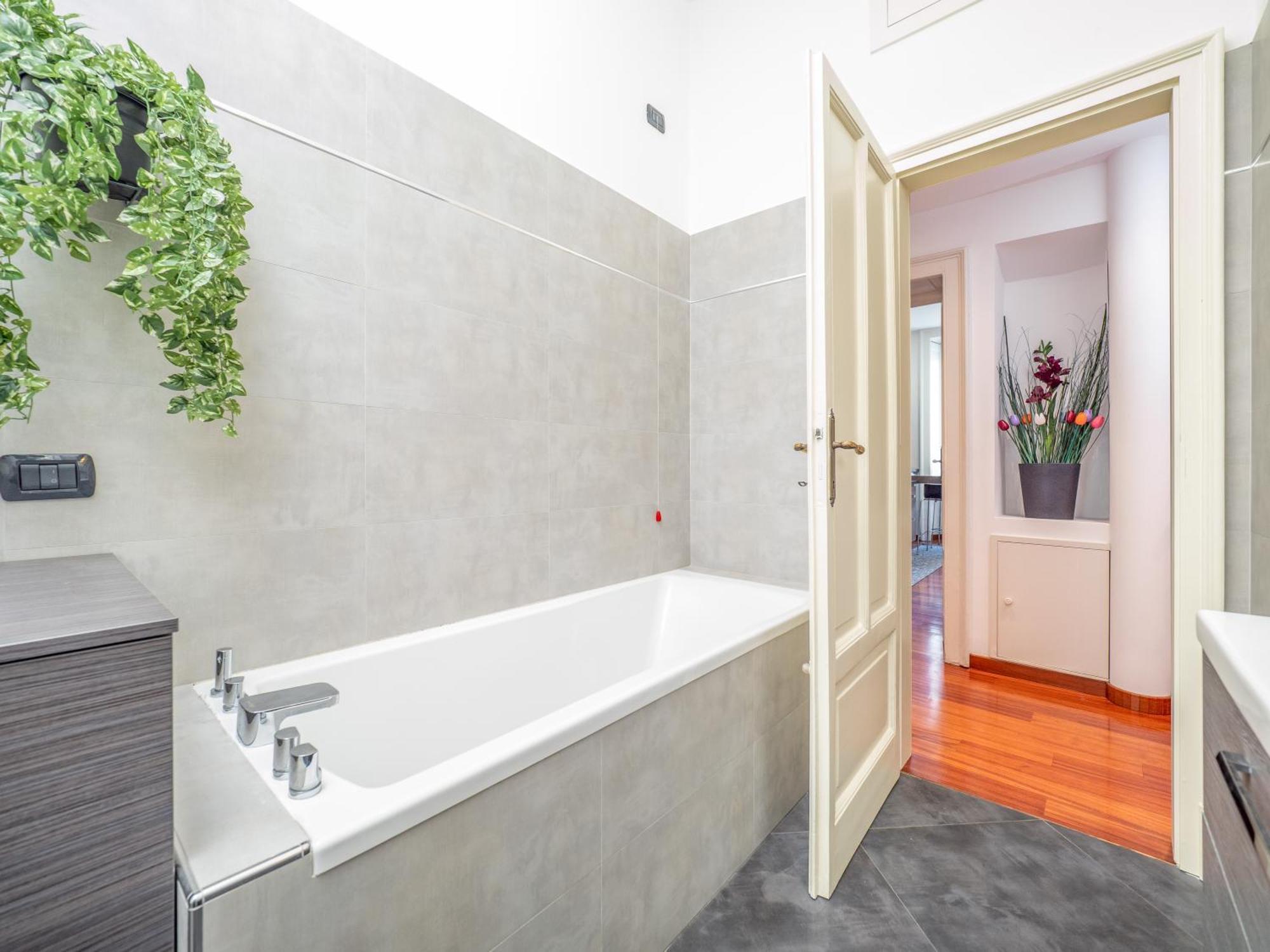 Luxury In The Iconic Avenue Of *